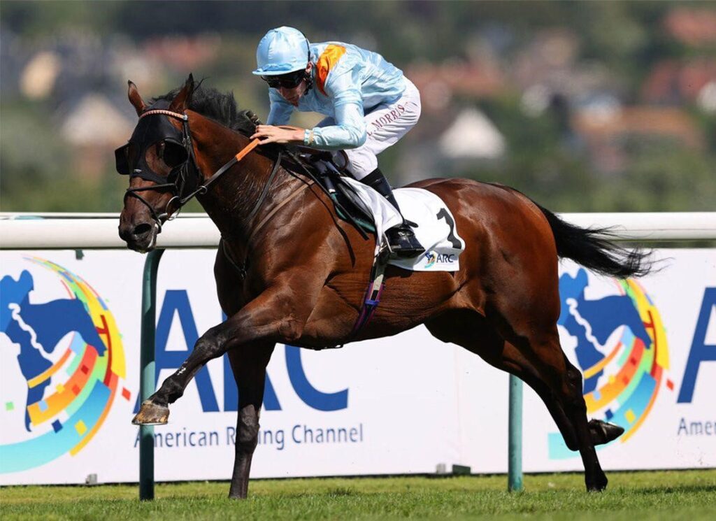 Brave Emperor winning the Group 3 Prix Daphnis at Deauville under Luke Morris