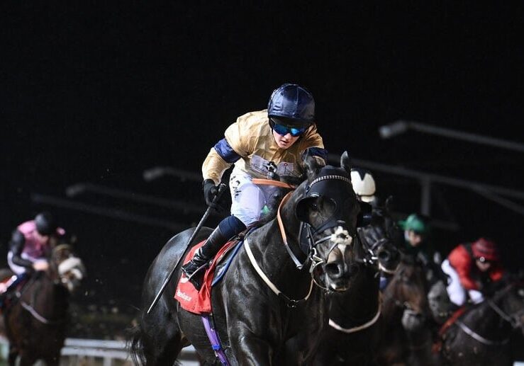 Spartan Arrow winning the Group 3 Bar One Racing Mercury Stakes under Hollie Doyle